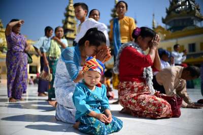 Будни жителей Мьянмы в ярких снимках. Фото 