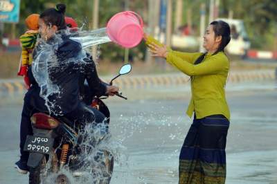 Будни жителей Мьянмы в ярких снимках. Фото 
