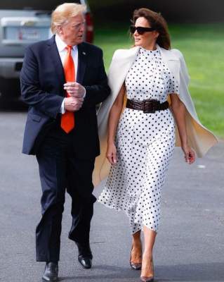 Мелания Трамп примерила трендовое платье в горошек. Фото