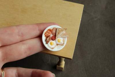 Миниатюрные макеты еды, сделанные американской художницей. Фото