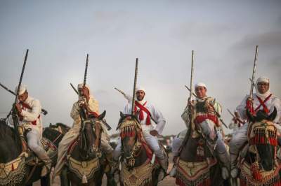 Так проходит один из старейших фестивалей в Марокко. Фото