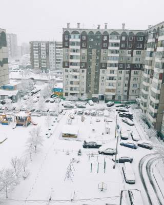 Россию на Пасху неожиданно засыпало снегом. Видео