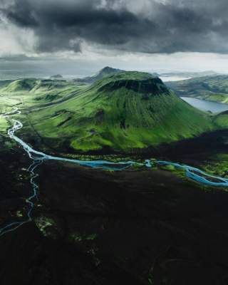Исландия в пейзажах, сделанных с высоты птичьего полета. Фото