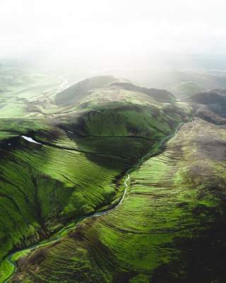 Исландия в пейзажах, сделанных с высоты птичьего полета. Фото