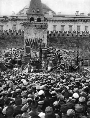 Так выглядели первомайские демонстрации в СССР. Фото