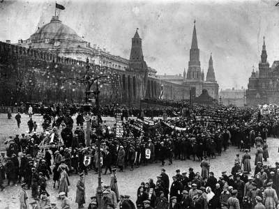 Так выглядели первомайские демонстрации в СССР. Фото