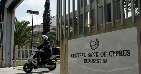 S&P: "Стрижка" депозитов на Кипре может создать прецедент