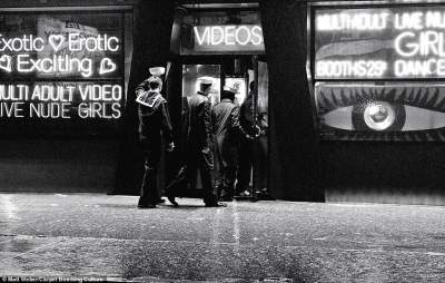 Нью-Йорк 80-х годов, глазами таксиста, ставшего фотографом. Фото