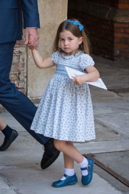 Маленькая именинница: лучшие наряды принцессы Шарлотты. Фото