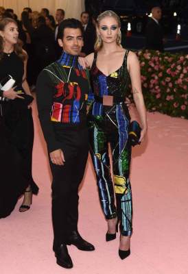 Met Gala-2019: самые эффектные наряды звезд. Фото