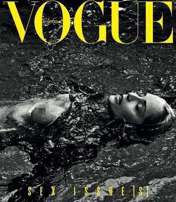Шэрон Стоун оголила грудь для Vogue