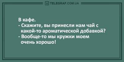 Веселые анекдоты о тараканах и девушках