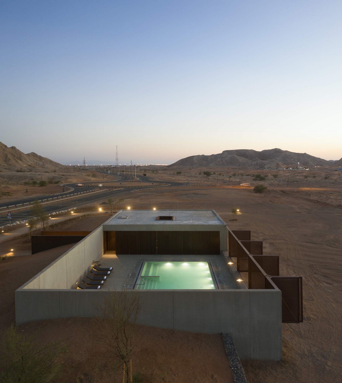 Спа-отель в песках пустыни ОАЭ