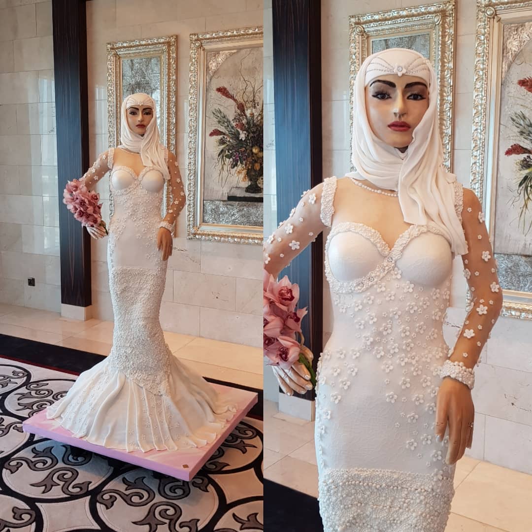 В Дубае испекли самый дорогой свадебный торт в мире. ФОТО