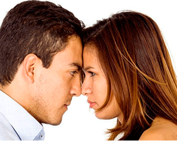 Женщины чаще склонны обвинять партнеров во время ссоры