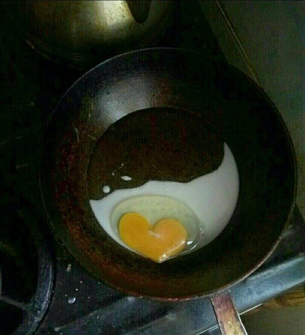 От яиц - с любовью завтрак, прикол, проблема, результат, чудовища, юмор, яичница, яйца