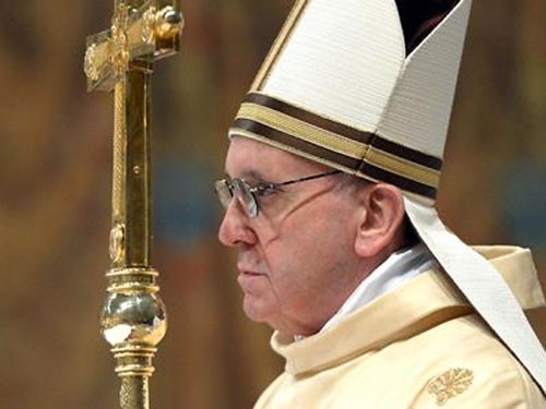 Католики всего мира впервые в истории одновременно помолились за благополучие людей 