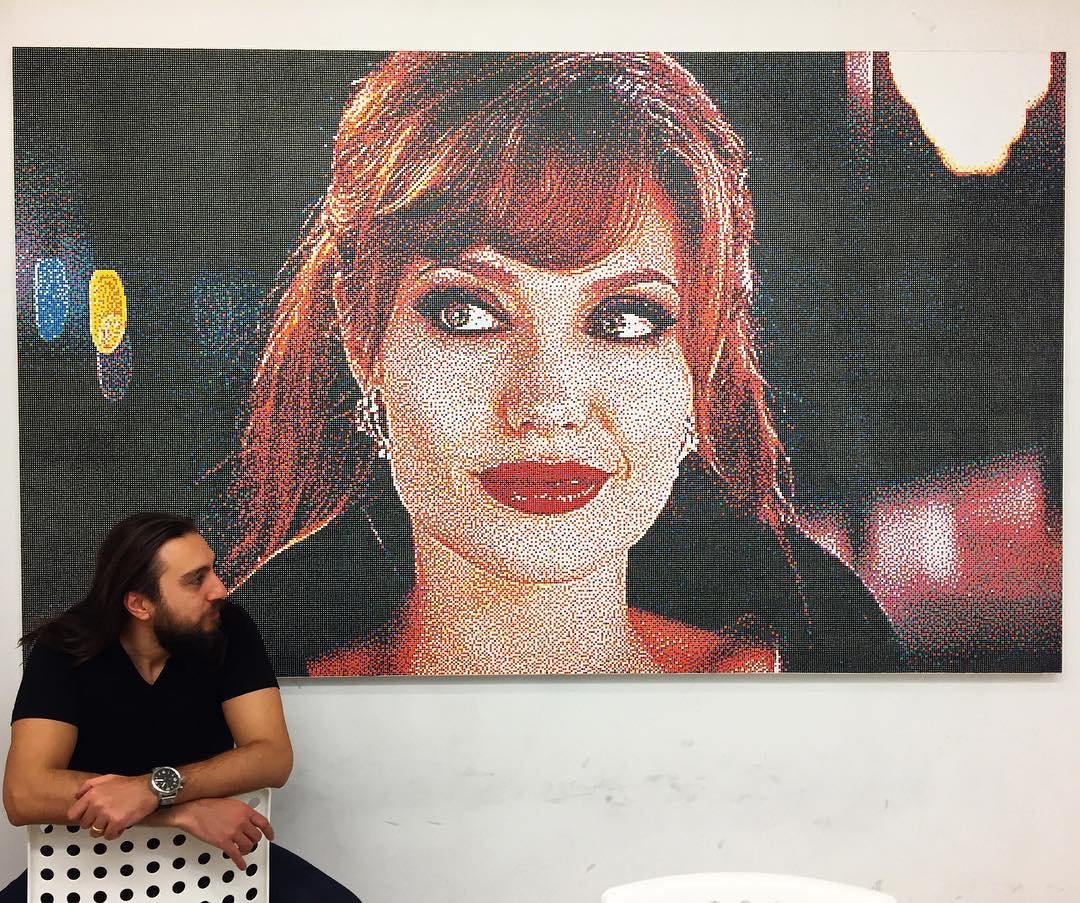 Ультрареалистичные шедевры пуантилизма турецкого художника (Фото)