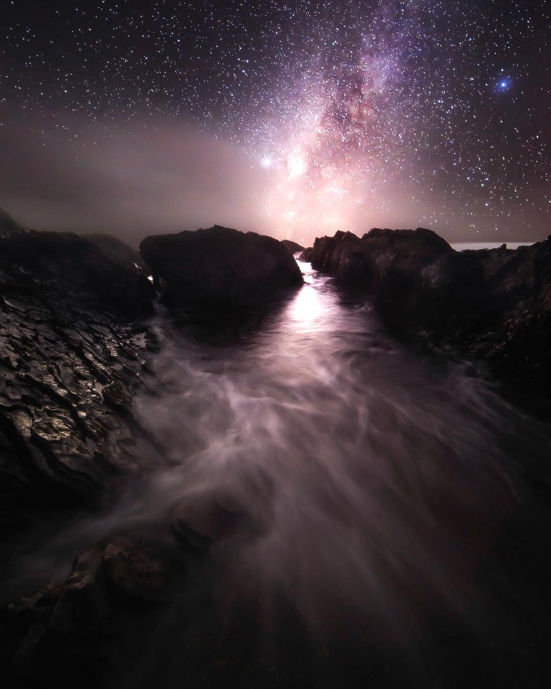 Потрясающие астрофотографии, ночные и морские пейзажи талантливого фотографа (Фото)