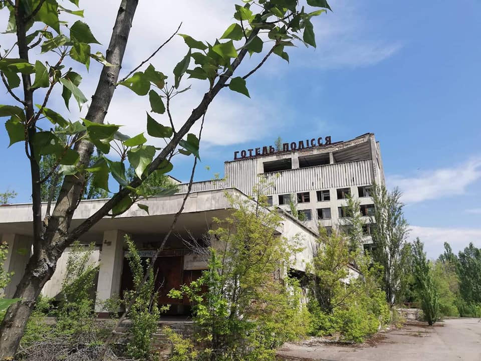 В сети показали, как весна берет власть над пейзажами вокруг Чернобыльской АЭС. ФОТО