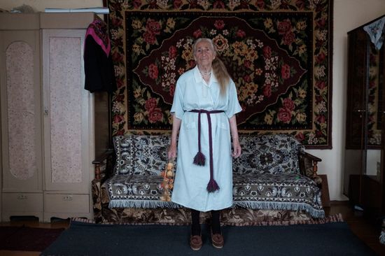 Вся жизнь в платяном шкафу: история женщины и ее нарядов