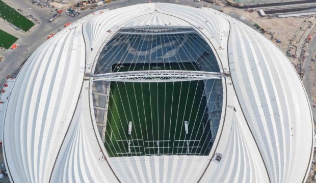 Невероятный стадион к ЧМ-2022 по проекту Захи Хадид открыли в Катаре. ФОТО