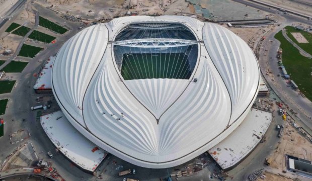 Невероятный стадион к ЧМ-2022 по проекту Захи Хадид открыли в Катаре. ФОТО