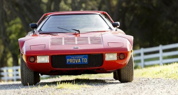 Lancia Stratos простоял больше 20 лет в морском контейнере