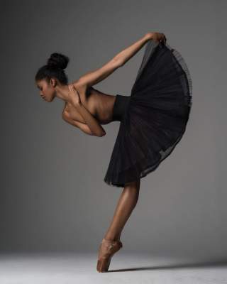 Красота и грация: чувственные и соблазнительные балерины. Фото