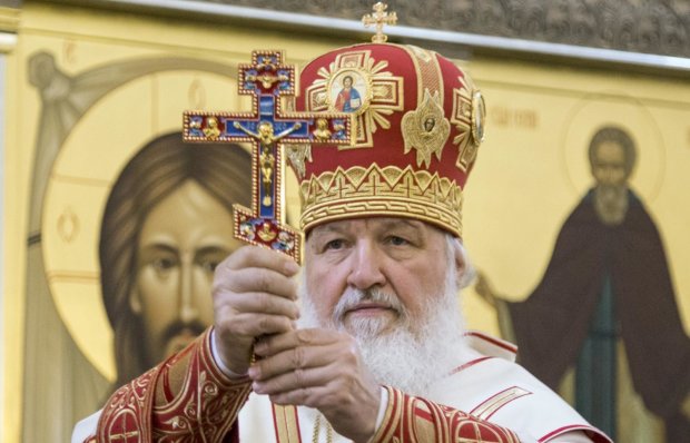 Сергей Шнуров в стихах высмеял страсть патриарха Кирилла к наживе. ФОТО