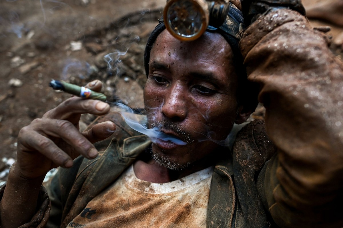 Нелегальная добыча драгоценных камней в Мьянме