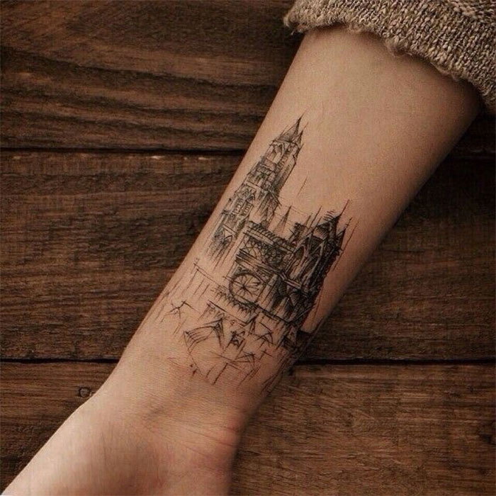 Так выглядят необычные архитектурные татуировки. Фото