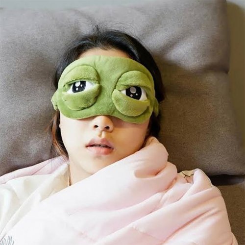 Забавная маска для сна стала новым трендом. ФОТО