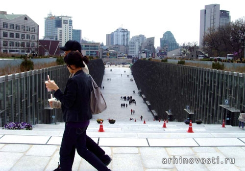 Студенческий городок Ewha Womans от Доминика Перро(Dominique Perrault). Сеул, Корея.