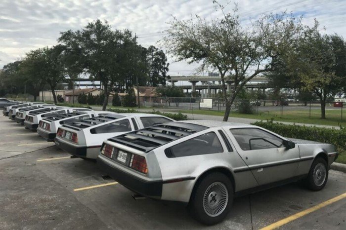 Легендарные и нестареющие автомобили DeLorean DMC-12