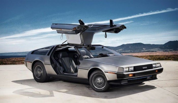 Легендарные и нестареющие автомобили DeLorean DMC-12