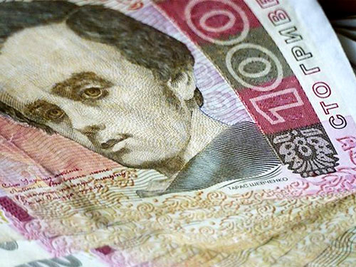 Украинцы за месяц отнесли в банки почти 12 миллиардов гривен