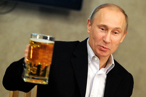 Путин запретил резко повышать акцизы на табак и алкоголь