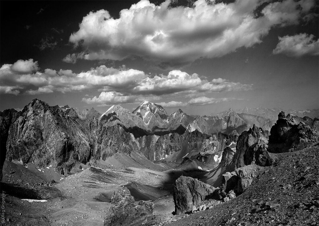 Чарующие кадры величественных гор. ФОТО