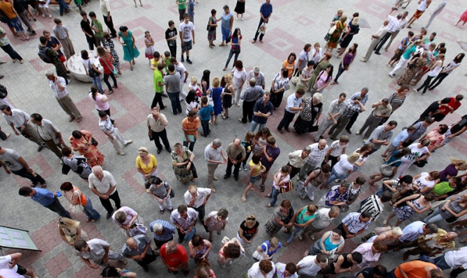 В июне украинцев стало меньше на десять с половиной тысяч человек