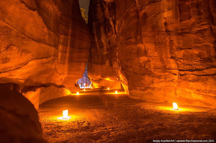 Ночная Петра: виртуальное путешествие по Иордании. Фото