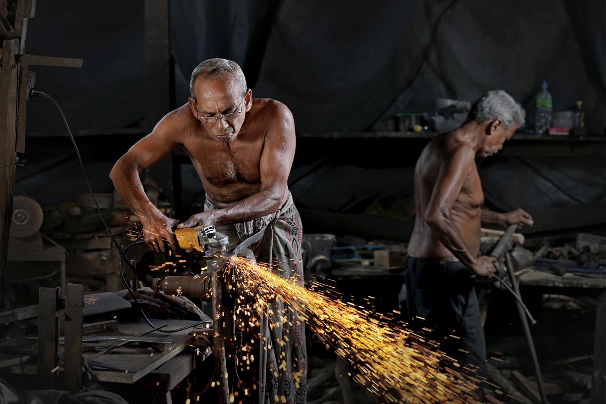 Конкурс #Work2019 со снимками людей на рабочих местах в разных странах мира