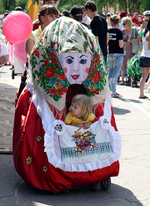 Самые необычные тематические парады России