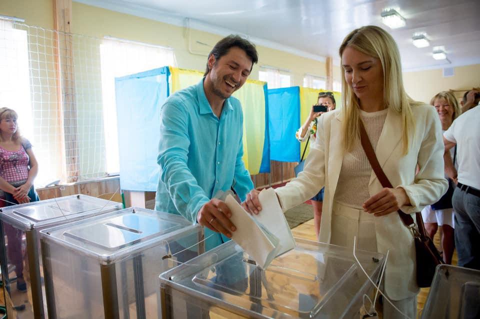 Притула проголосовал на выборах в Раду и рассмешил украинцев (фото)