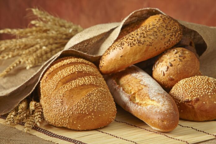 Медики объяснили, в каких случаях хлеб вреден для здоровья