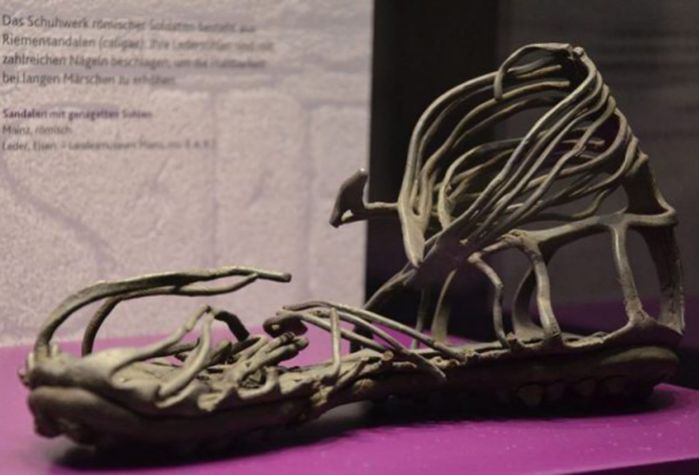 Какой была модная римская обувь 2000 лет назад