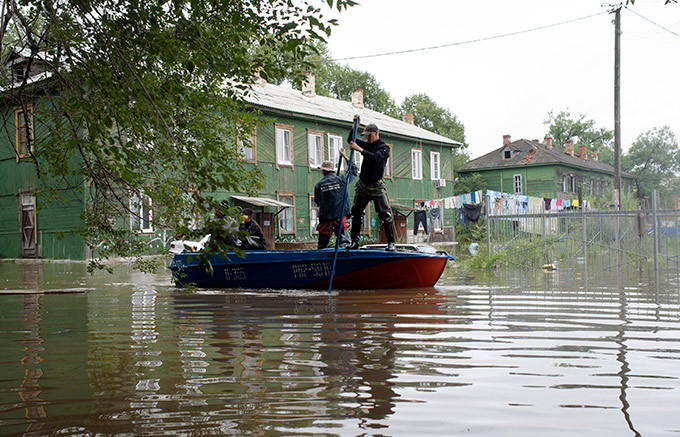 В связи с паводками в Хабаровске началась эвакуация жителей многоквартирных домов