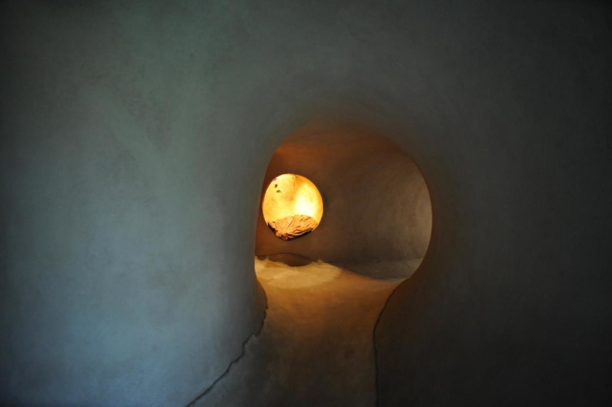 Подземный дом в Мексике