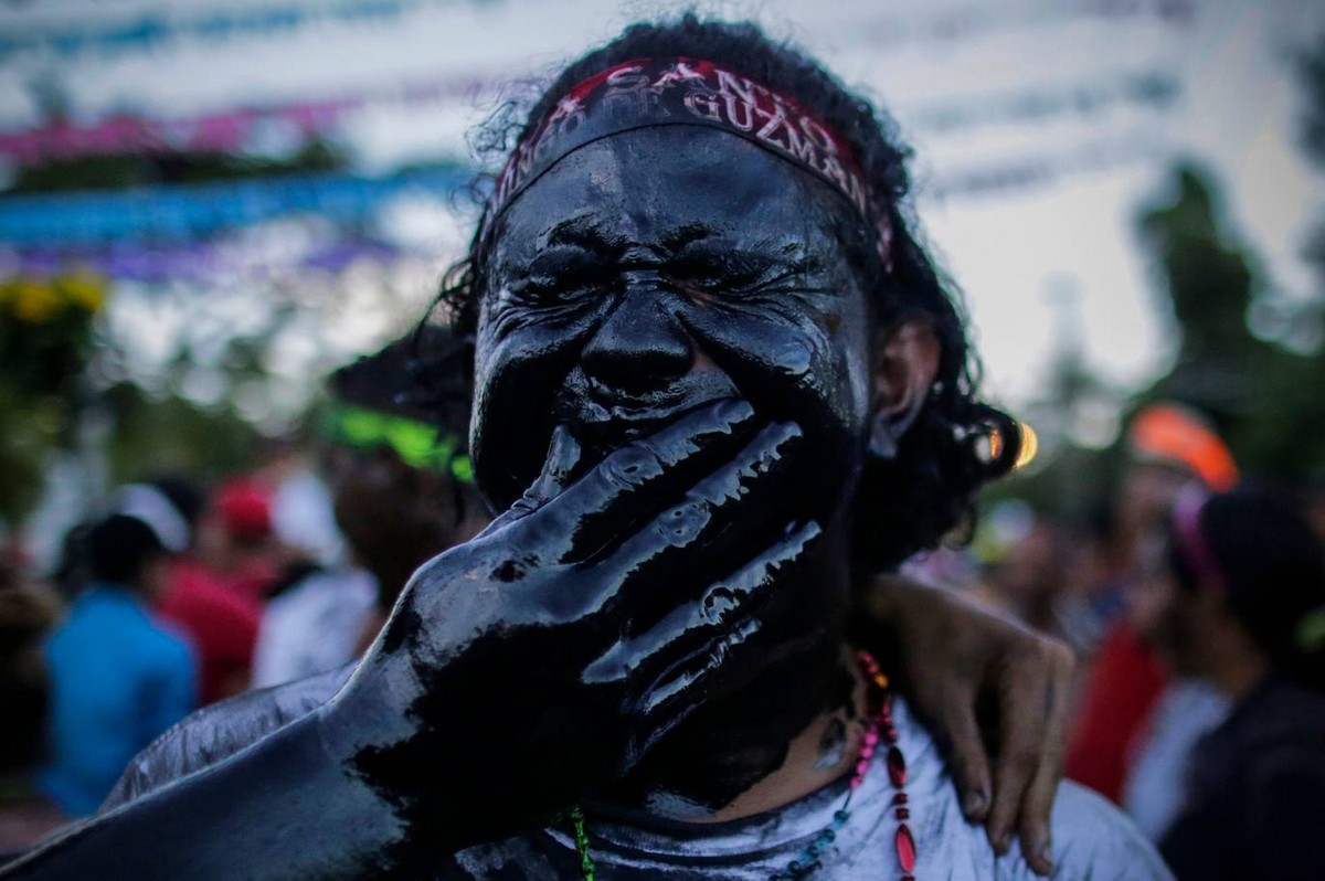 В Никарагуа прошло традиционное шествие черных бесов