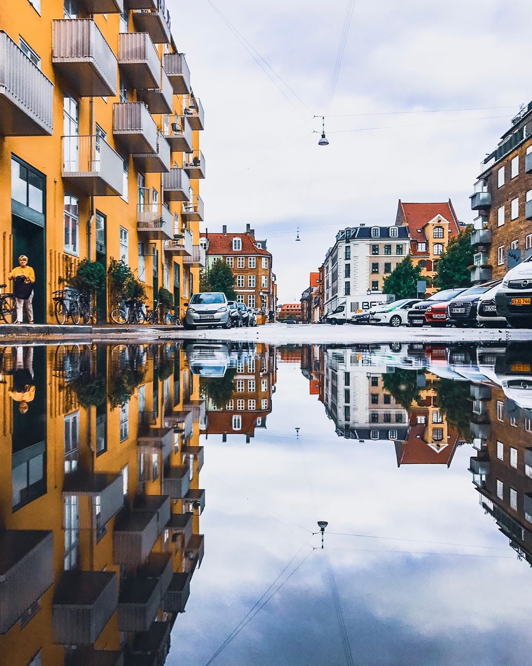 Архитектура и улицы Дании на снимках Адама Бросбеля